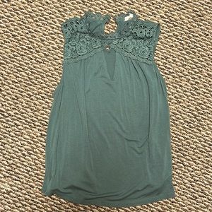 Lace/Eyelet Detail Sleeveless Top